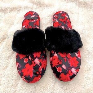 Victoria’s Secret Red and black Floral Satin Fur Slippers Size L Large 9/10